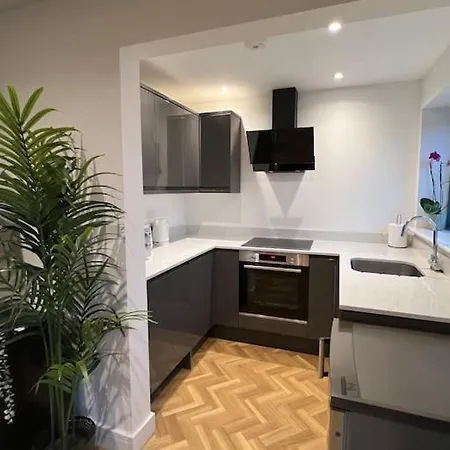 The Orchard - Ground Floor Flat Бристоль