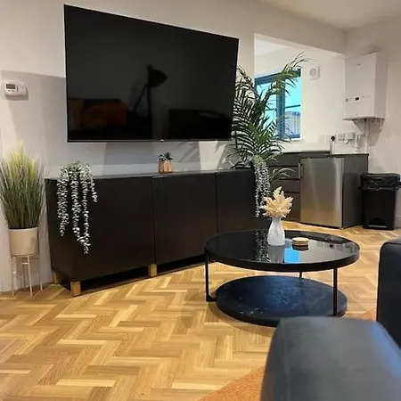 The Orchard - Ground Floor Flat Бристоль