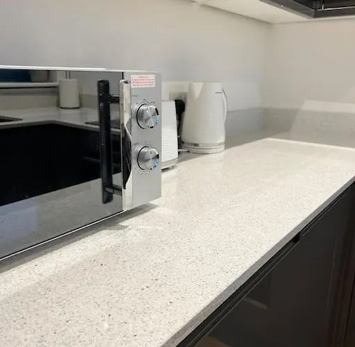 The Orchard - Ground Floor Flat * Bristol