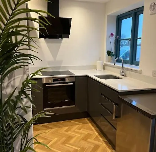 Apartman The Orchard - Ground Floor Flat *